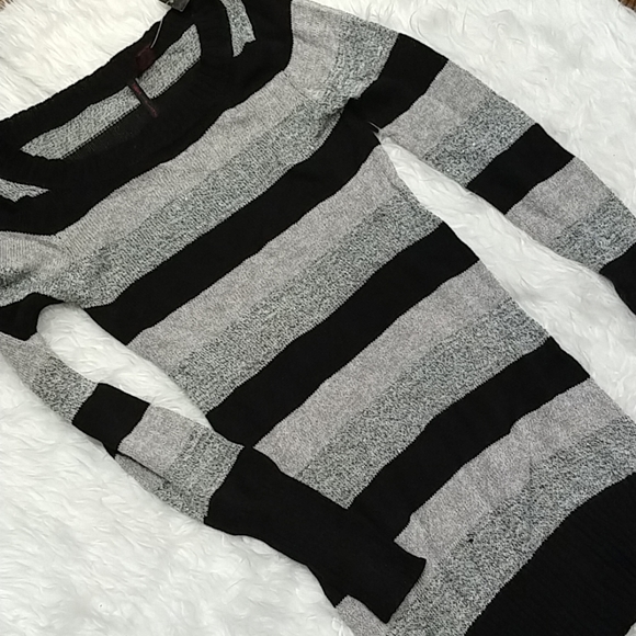 NWT Hearts n Crush black and silver sweater - Picture 4 of 4